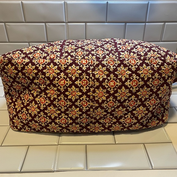 Vera Bradley Large Weekender Travel Bag - VINTAGE MEDALLION - Picture 5 of 14